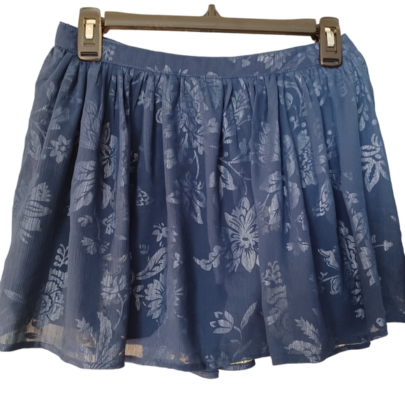 Abercrombie & Fitch Dresses & Skirts - ABERCROMBIE and FITCH Skirt Size S Shear Metallic Under Skirt